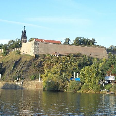 Villaprubezna Praga Esterno foto